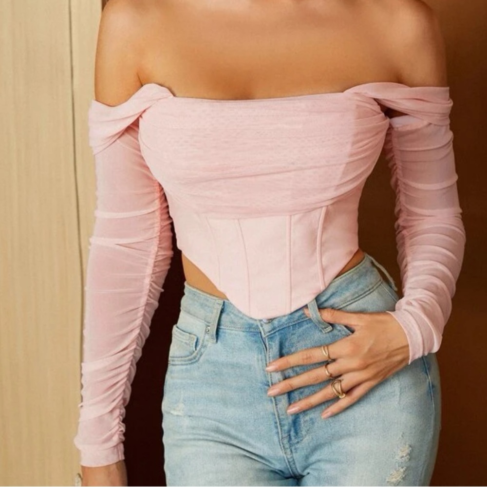 Sleeved corset
